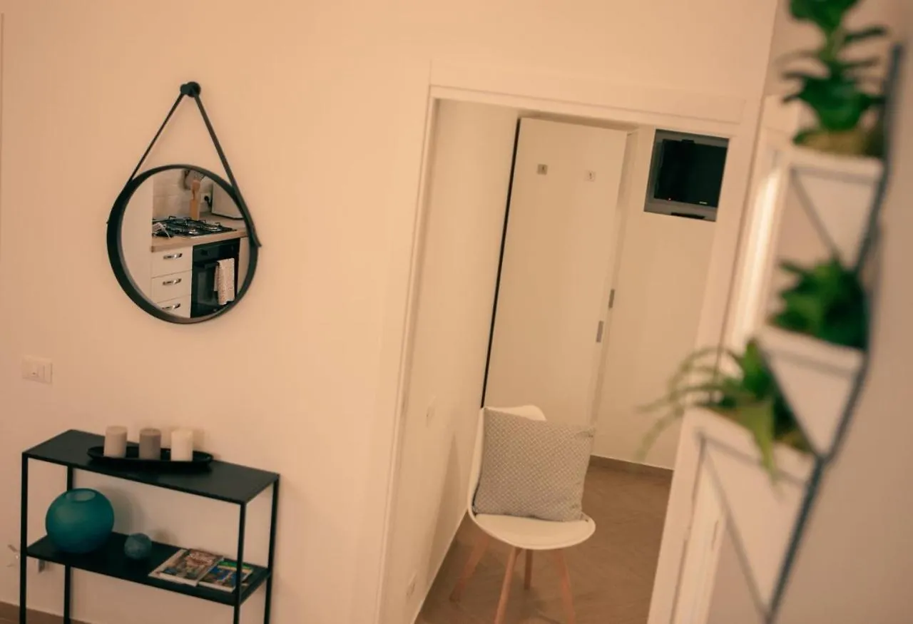 Agora Home Terrasini Italien
